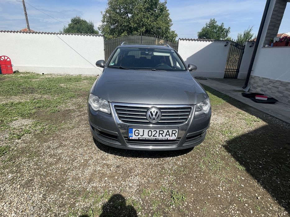 Vad vw passat 2.0l 140cp masinsafunctioneaza pe or ce dinstsnta!