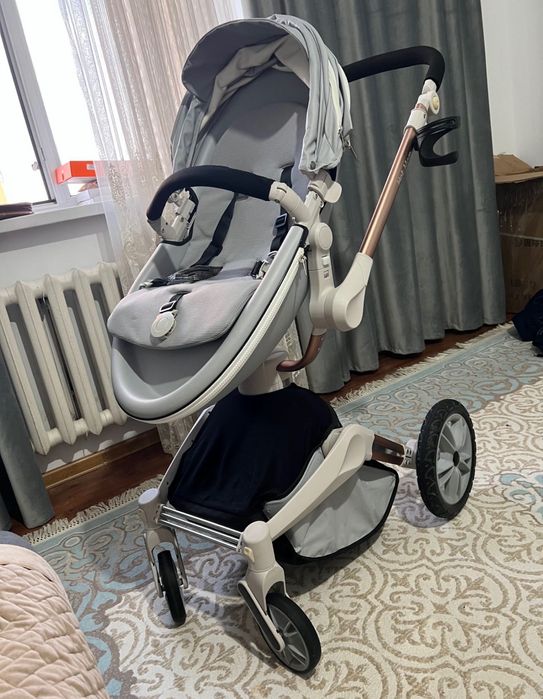 Коляска Hot mom,