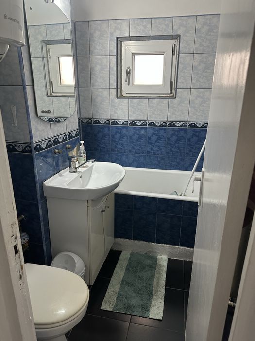 Inchiriez ap 3 camere calea bucuresti