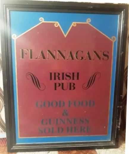 Оригинална табела Ирландски пъб Flanagan's