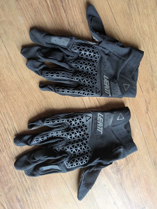 Bicicleta CTM SCROLL 29, Casca, Manusi