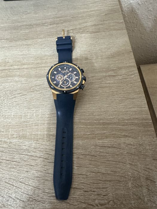 Мъжки спортно-елегантен часовник EXESS