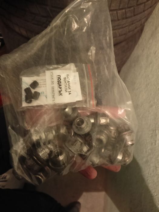 Инфинити джанти 21 Японски автомобили Хонда Нисан кия Хюндай пирели