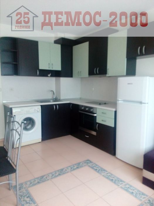 Дава се под наем Двустаен апартамент в Варна, Погреби - 50 кв.м за 382.5 € - Снимка #2