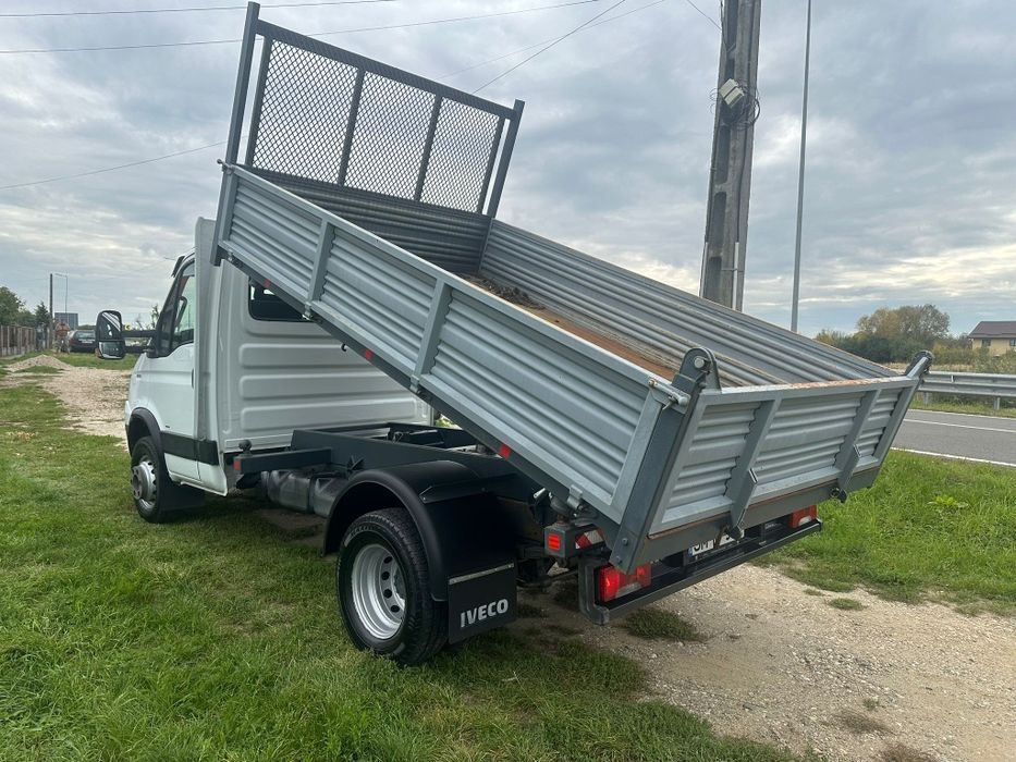 De vânzare Iveco 65C15, basculabila pe 3 părți