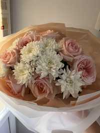 Цветы, букет цветов из хризантем и роз