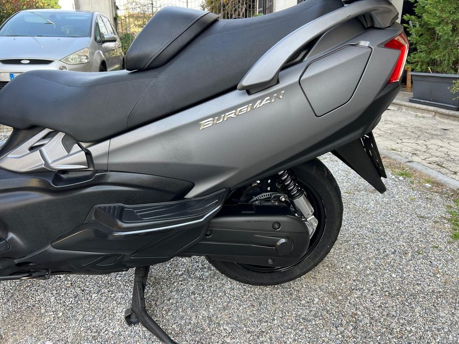 Suzuki burgman 650 executive