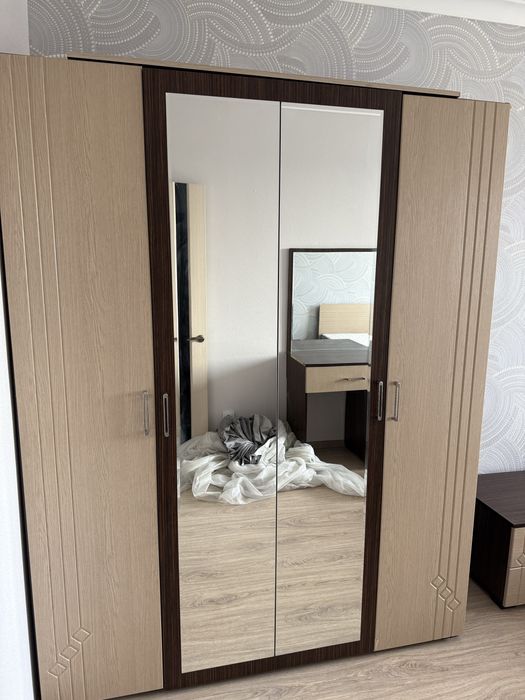 Отдам даром угловой диван