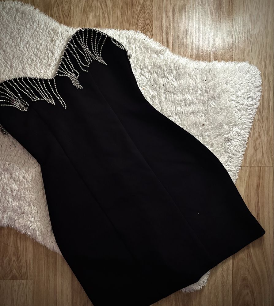 ZARA.  Women's Black Dress