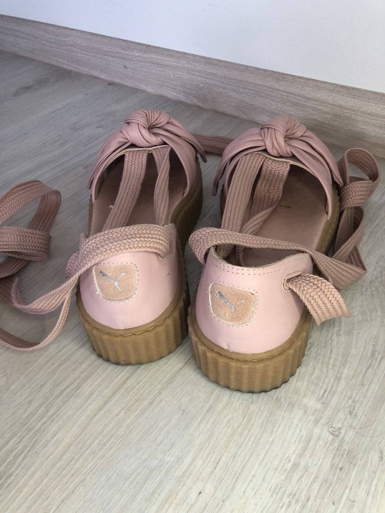 Fenty x Puma Sandale Wedge de piele cu detaliu funda