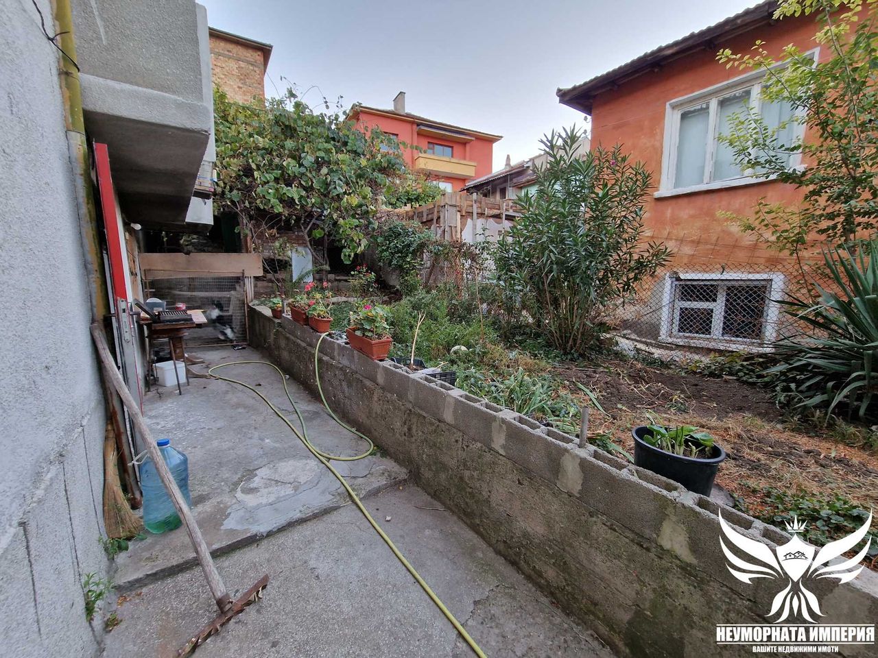 Продава се Къща в Асеновград - 199 кв.м за 829 €/кв.м - Снимка #16