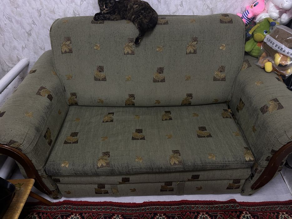 Продам диван б/у