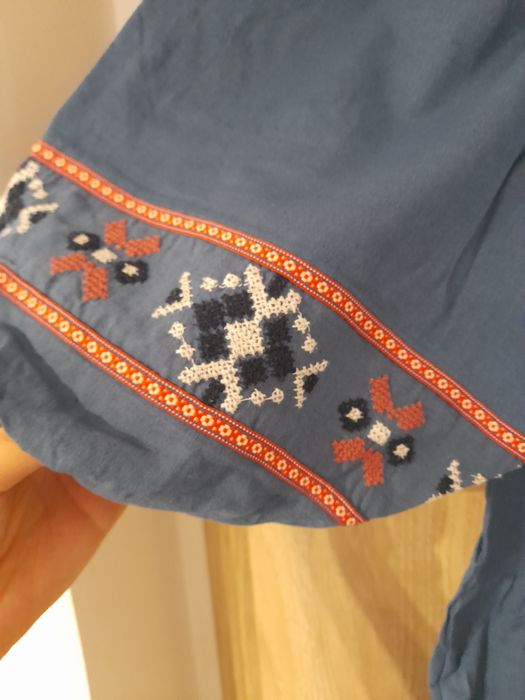 Rochie oversize,foarte lejera noua fara eticheta cu motive traditional