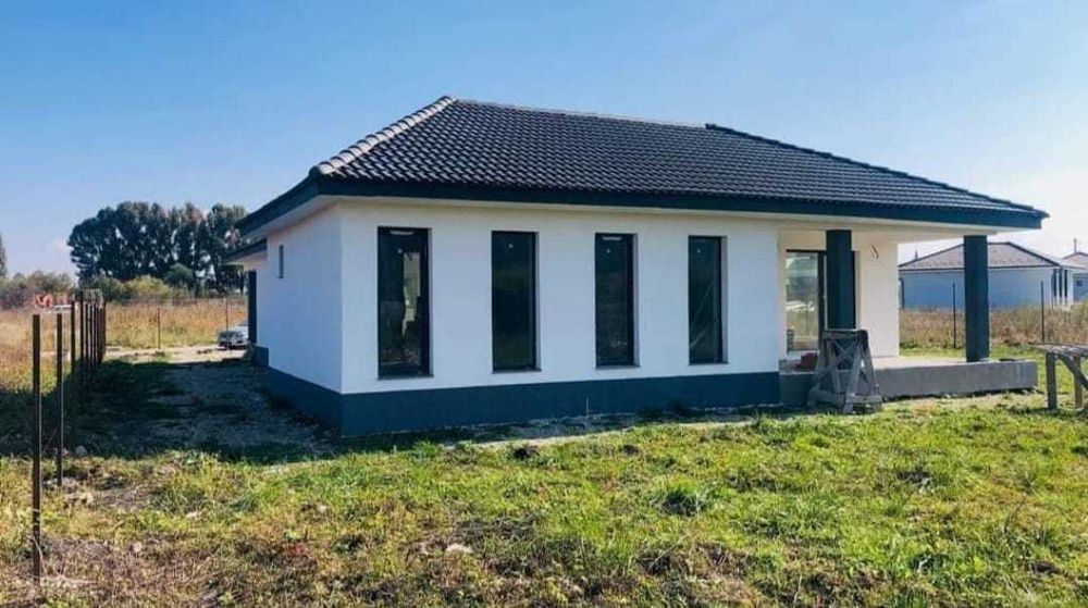 Ofer construcții case din panouri Sandwich termoizolate