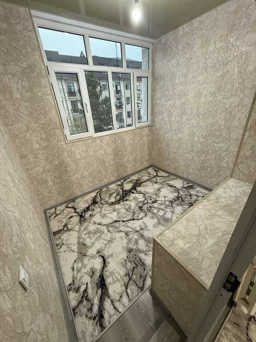 ПРОДАЕТСЯ 3/5/5
Чиланзарский_район
Ор.р: Фархадский перекресток