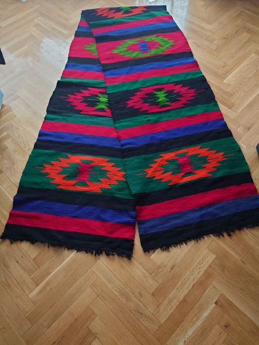 Ръчно тъкани черги.