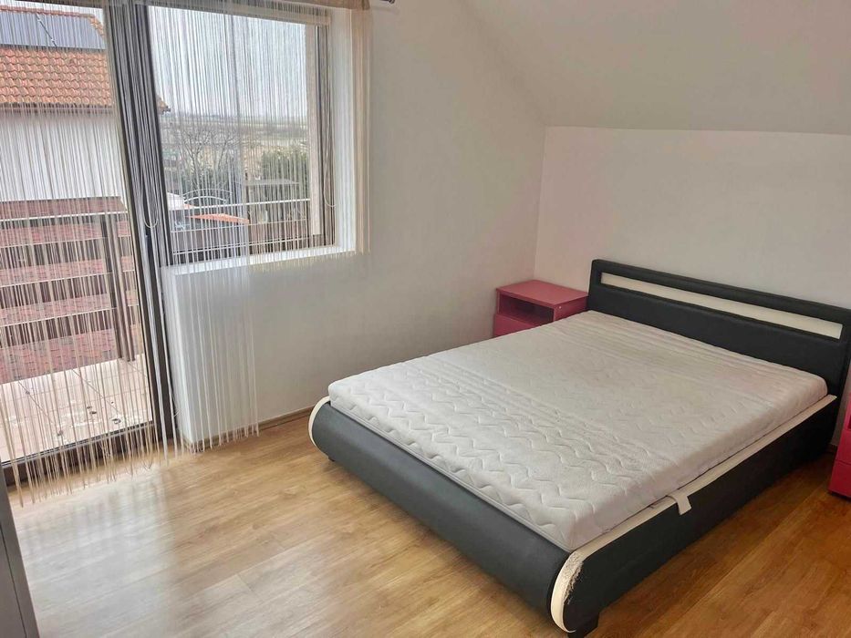 Casa individuala de vanzare in Sura Mica