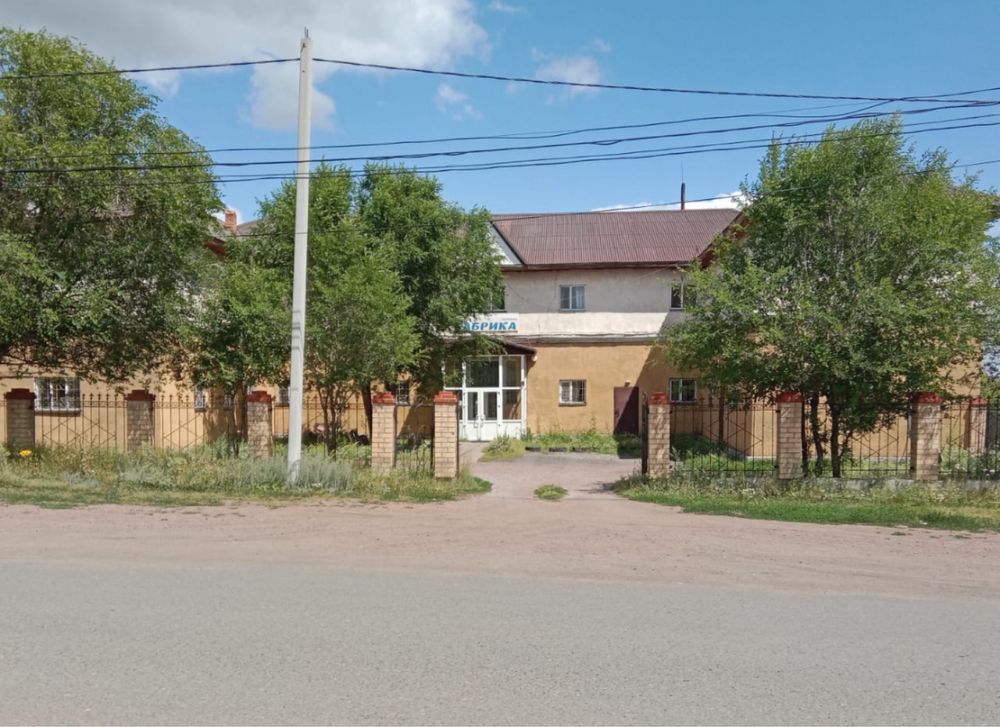 Продам здание свободного назначения в г.Акколь,98 км.от Астаны
