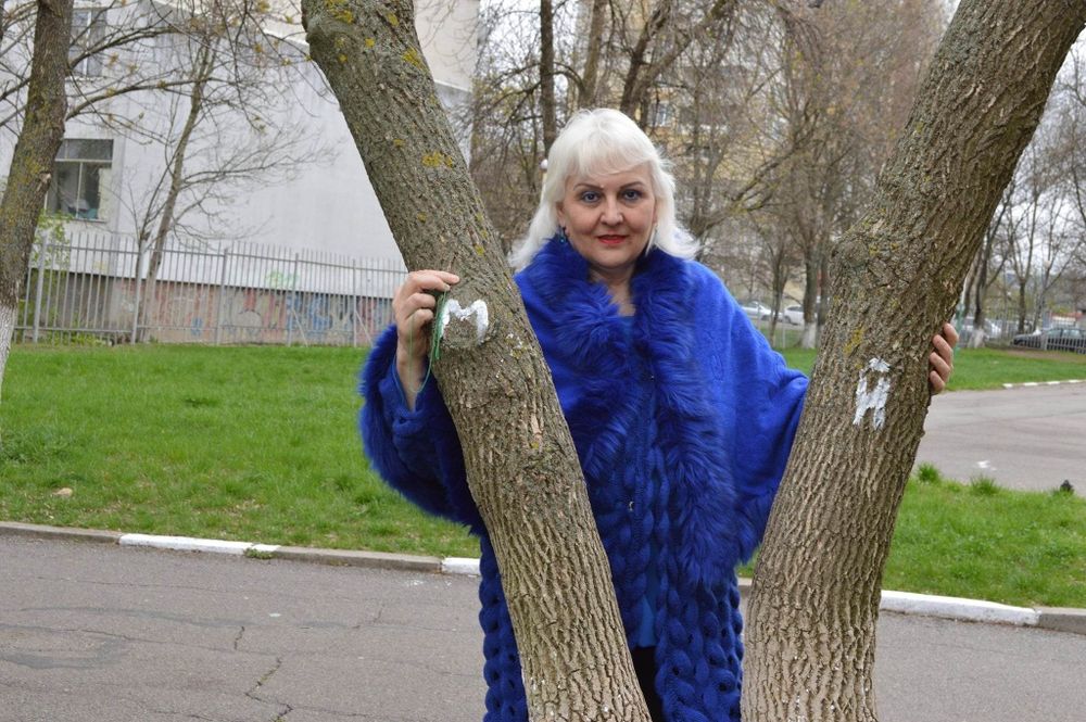 Преподавам уроци по Бел и Математика и подготвям за първи клас.Приемам