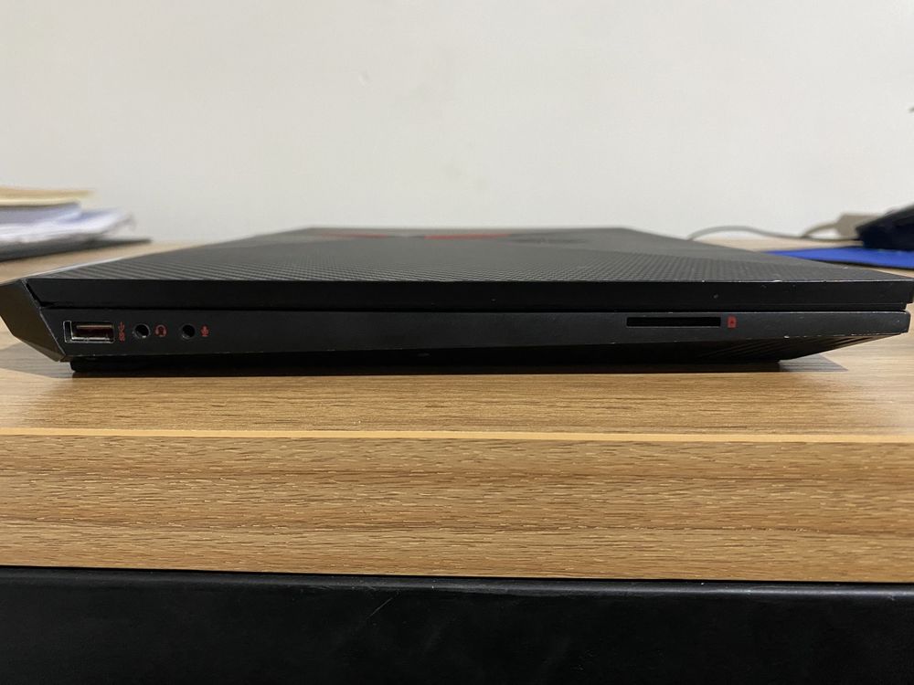 Мощный игровой ноутбук HP Omen 15.6”. Игровой наушник в подарок!