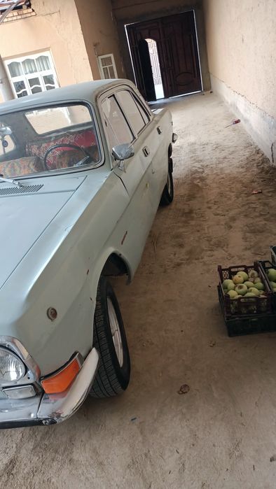 Gaz 024 sotiladi 1978 yil xolati yaxshi ishi yo'q tayyor qolgani telda