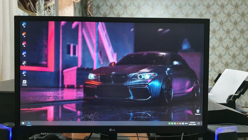 Hp EliteDesk va LG 24 ips monitor