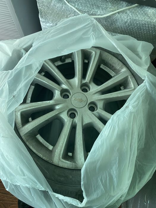 Продам диски с шинами