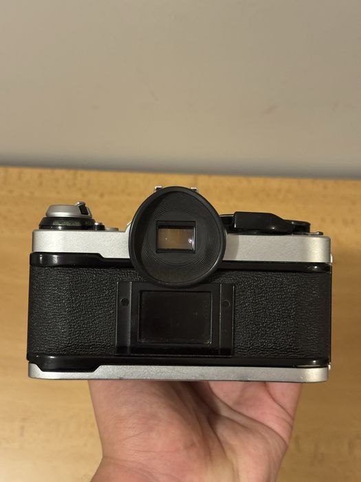 Canon AE-1 Фотоапарати