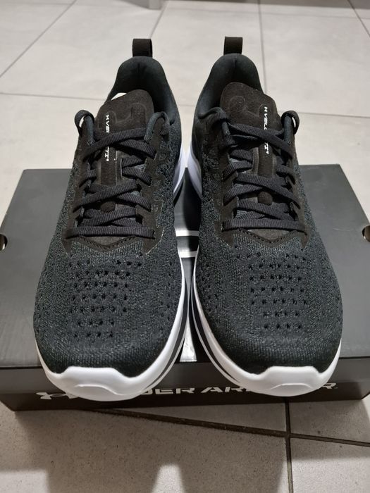 Under Armour Velociti 4