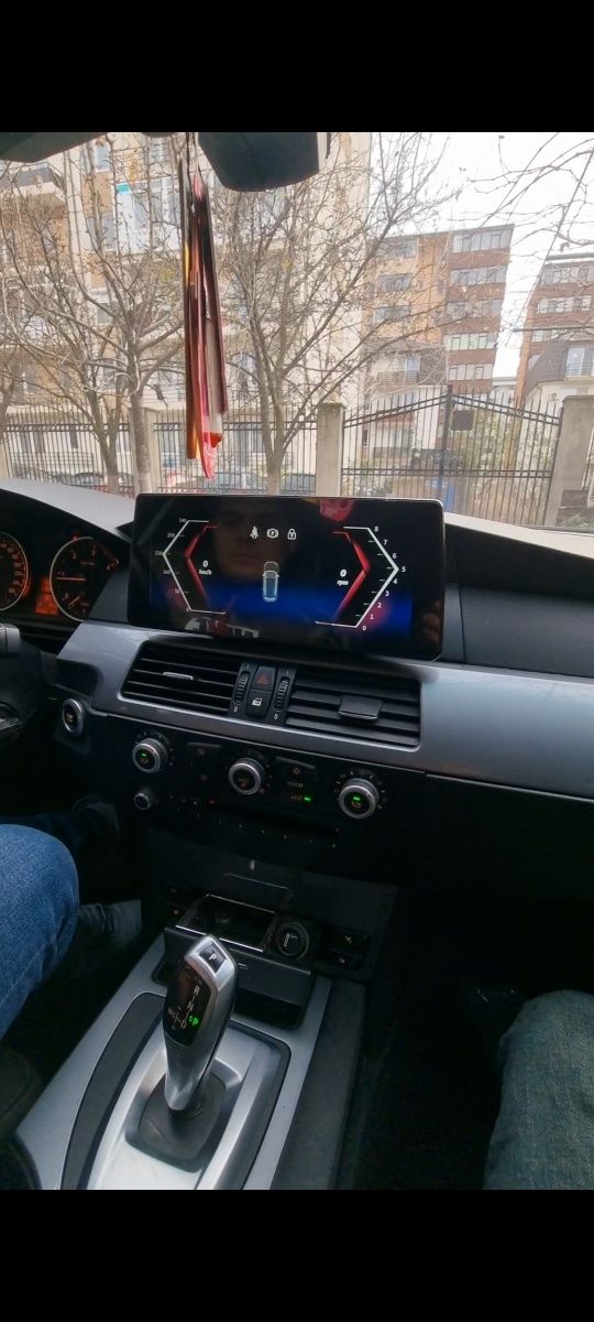 Navigatie android 8 GB BMW e60 e61 e90 Carplay Waze YouTube