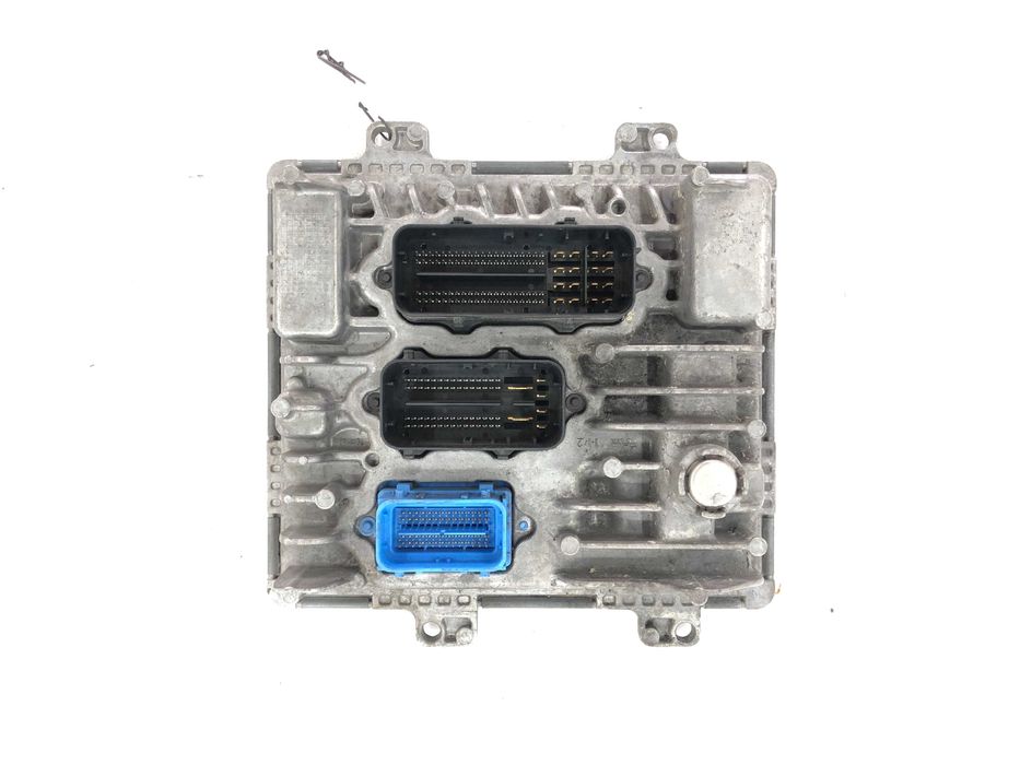 Компютър ECU от Opel insignia b sport tourer z18 2018г