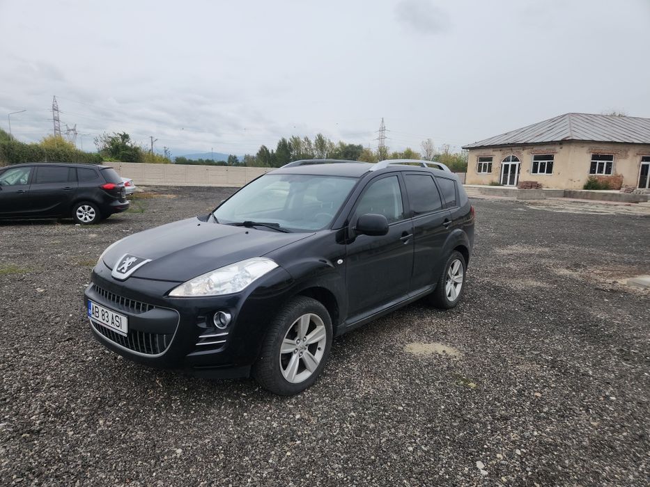 Peugeot 4007 Diesel 4X4, 4x2  la buton 7 locuri Unic proprietar