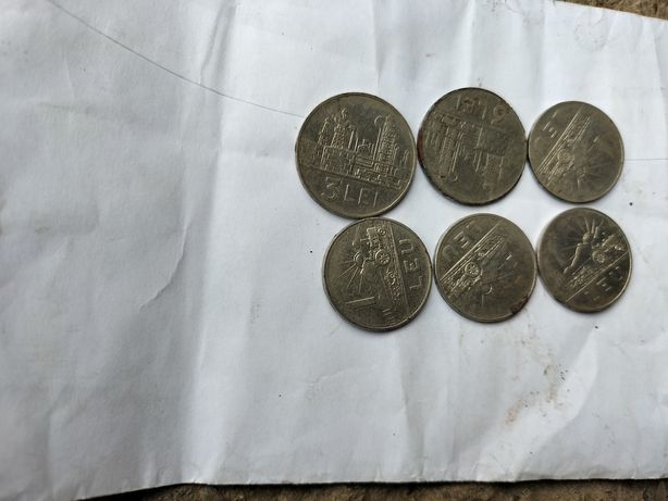 Vând monede colecte vechi din 1966 monede de 1 lei și 3 lei