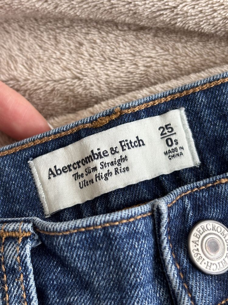 Дамски дънки Abercrombie and Fitch
