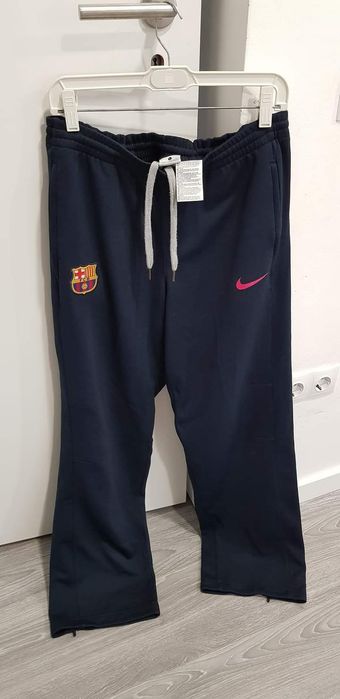 Pantalon Nike L/XL nou bărbătesc