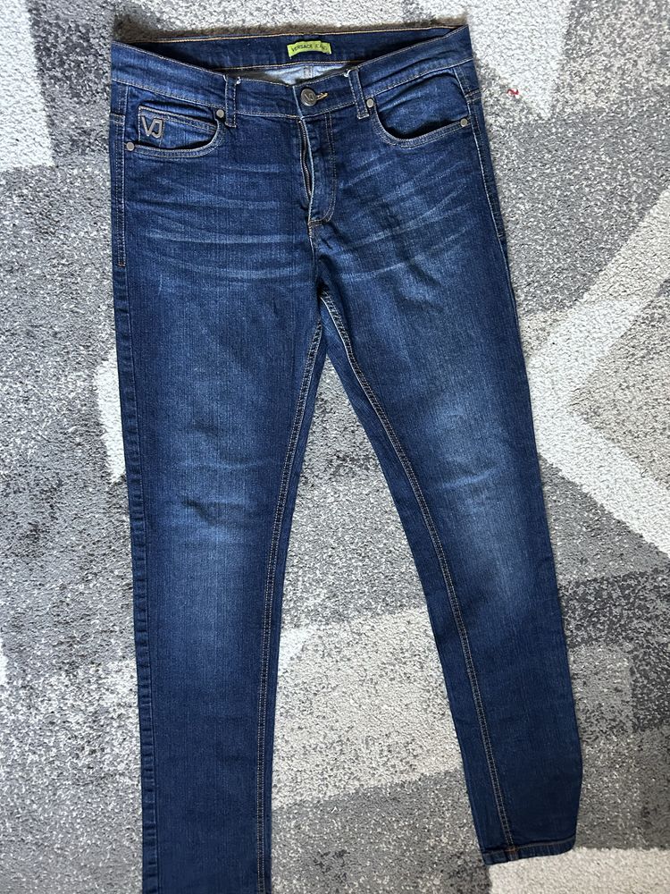 Blugi versace jeans