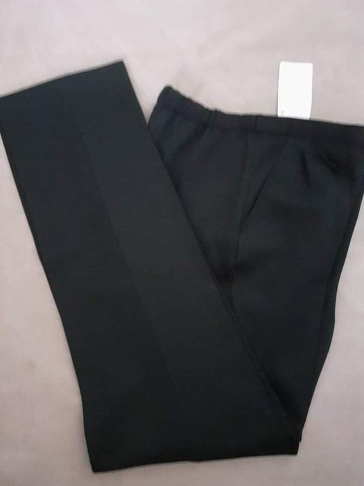 Pantaloni pentru femei