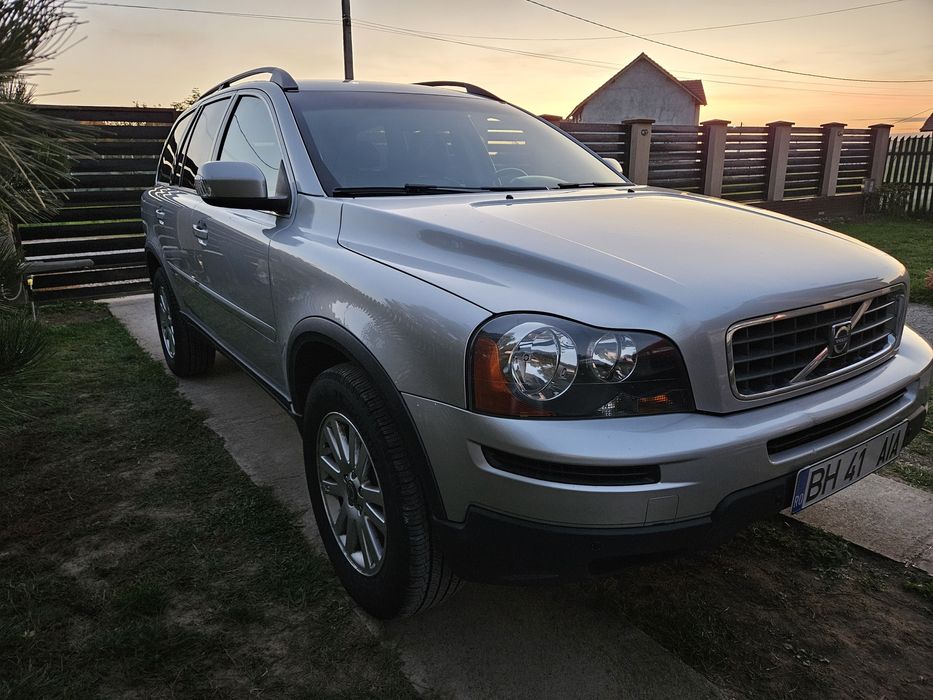 Volvo XC90 D5 AWD 185 CP 7 locuri  - manual