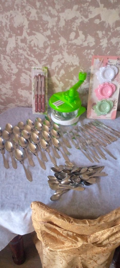Продам кухонную утварь