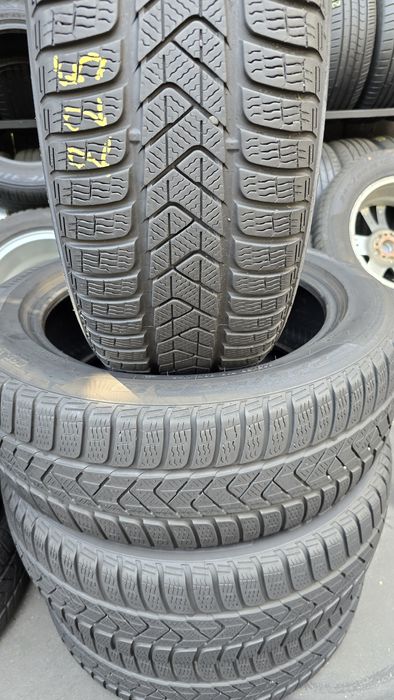 4 anvelope iarnă Pirelli 225/55/18 -6 mm