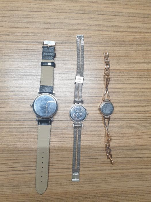 Set 3 ceasuri dama Avon, JW, folosite, necesita baterii, stare buna