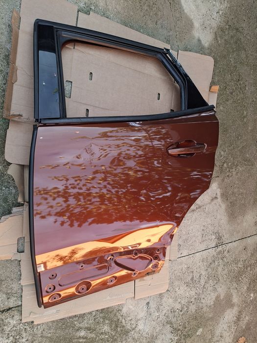 Vand usa stanga spate Peugeot 3008