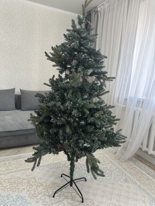 Продам новогоднюю елку