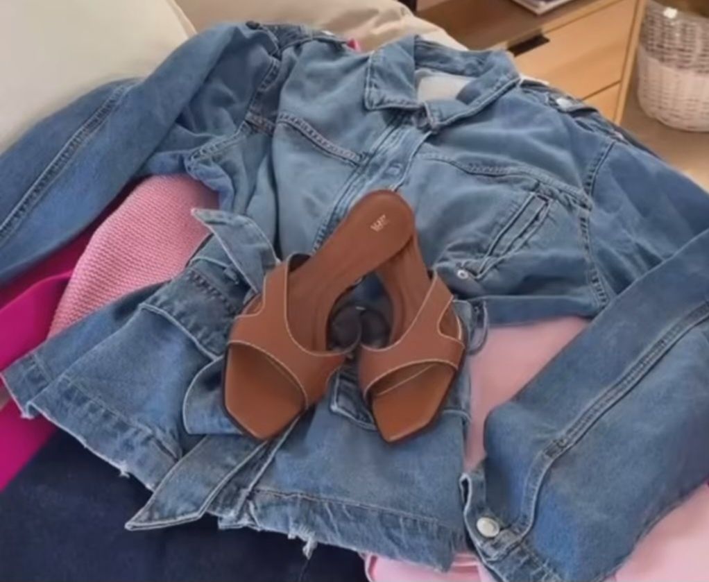 Продаю джинсовую куртку ZARA новая