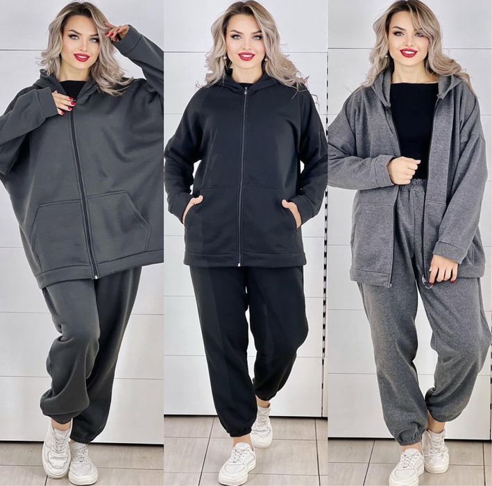 Спортивный костюм женский