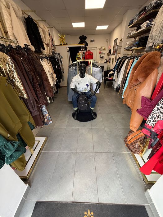 Оборудване магазин за дрехи от до