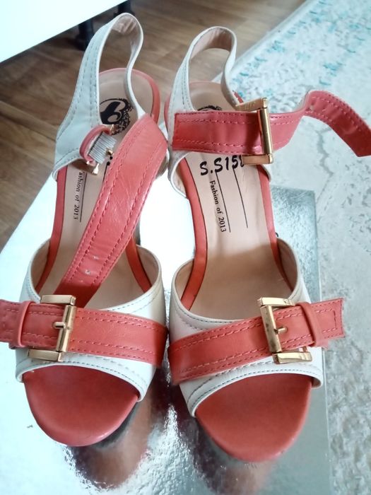 Босоножки платформа