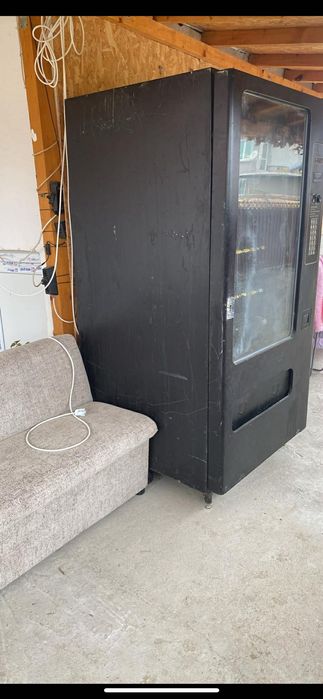 Вендинг за снакс и напитки