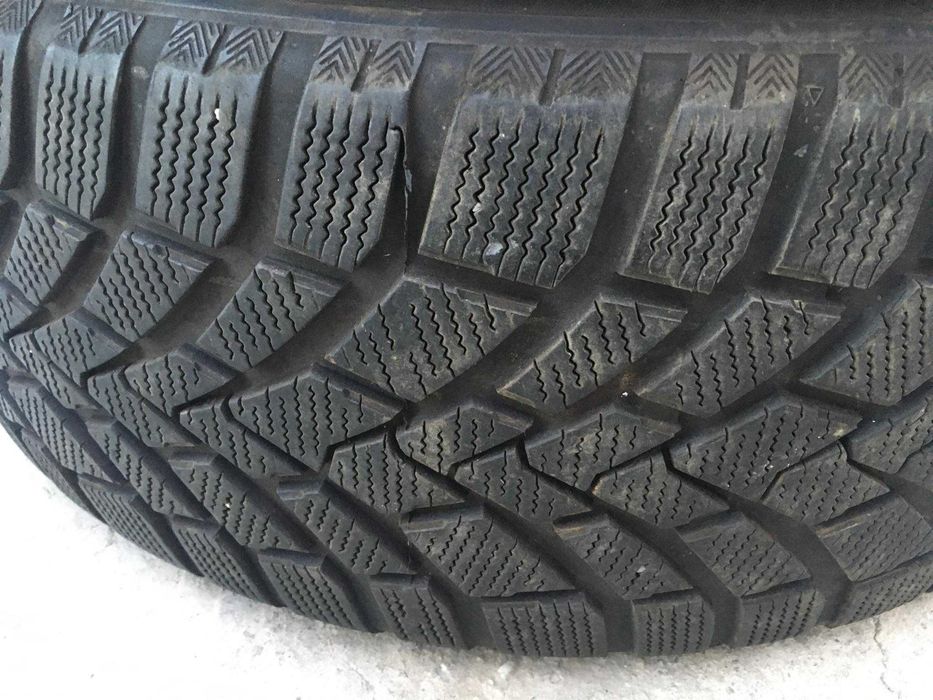 Cauciucuri de iarna 225/45R18 doar 3 bucati DOT 2021