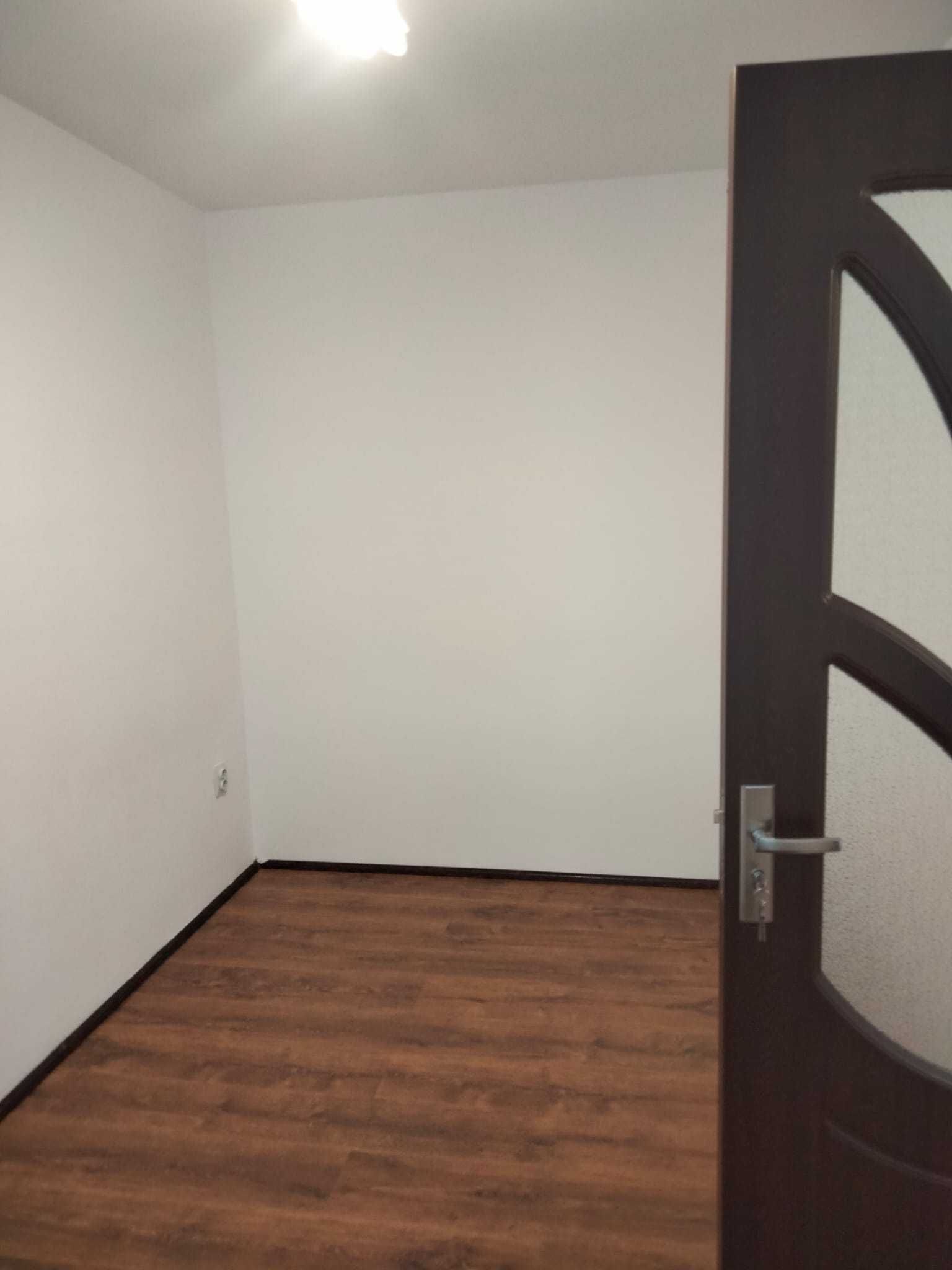 Închiriez apartament 2 camere